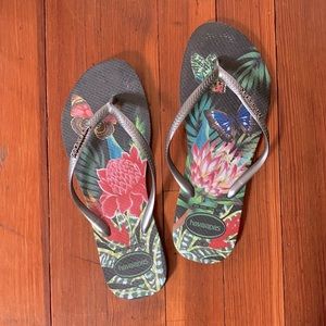 Havaianas Slim Tropical Graphite Flip Flops
